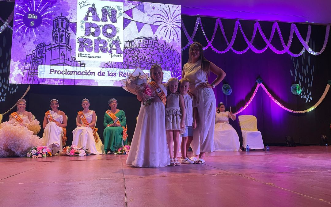 Presentación reinas fiestas Andorra 2026./ S.F.