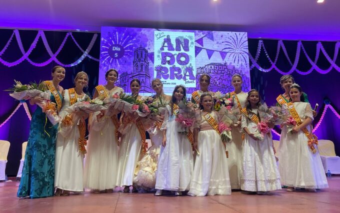 Con gran ilusión y responsabilidad, las Reinas de Andorra abren sus fiestas: «¡Viva San Macario!»
