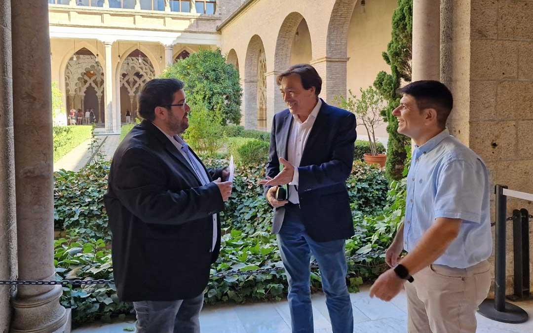 Rueda de prensa de Aragón-Teruel Existe para reclamar la mejora de la carretera / Teruel Existe