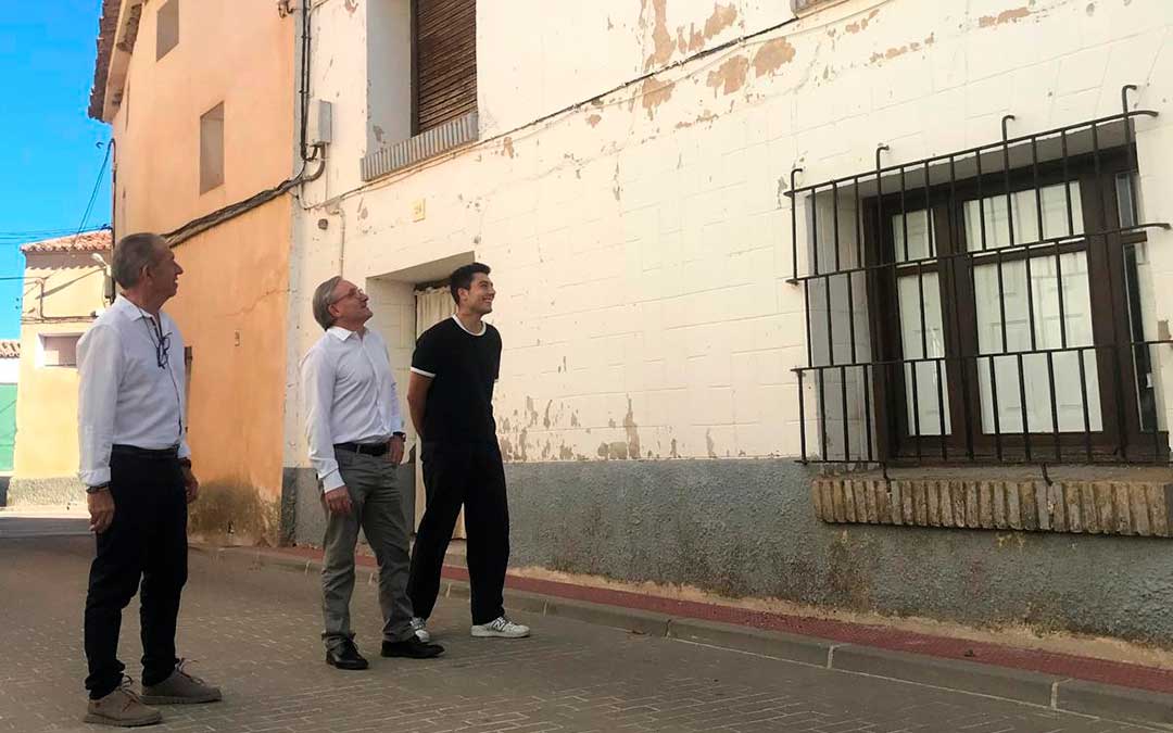 VIista a una de las viviendas que se van a rehabilitar en Loscos. / DPT