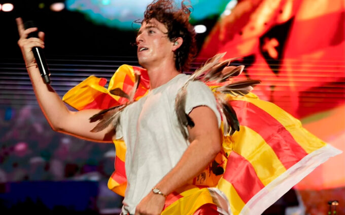 Guitarricadelafuente pregona en el Vive Latino su amor por Aragón: «Están aquí mis padres y la gente de Cuevas de Cañart»