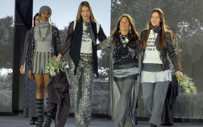 Los olivos de Apadrinaunolivo.org llegan a la Aragón Fashion Week: "Es una forma diferente de contar y poner en valor el medio rural"