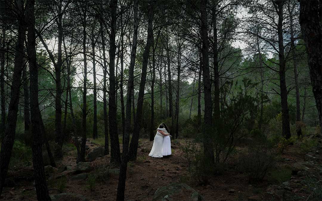 Fotografía con personas, paisajes y juego de luz, colores, tonos y texturas. / Celia Royo