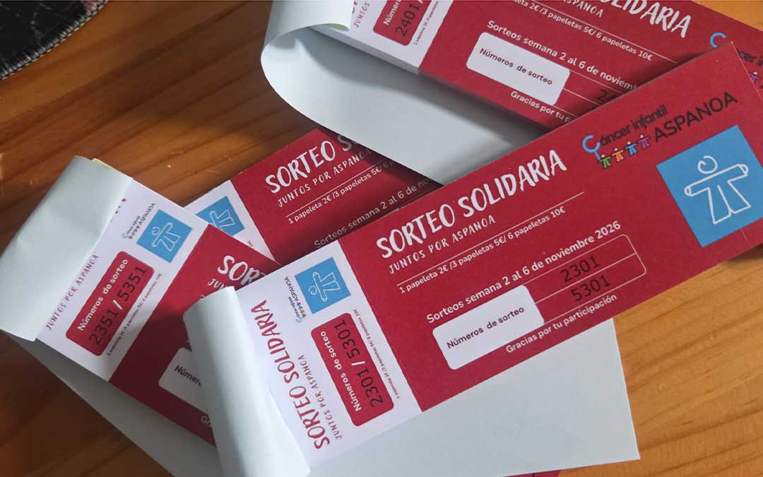 Las papeletas que se pueden adquirir en los comercios de Alcañiz / Cedida