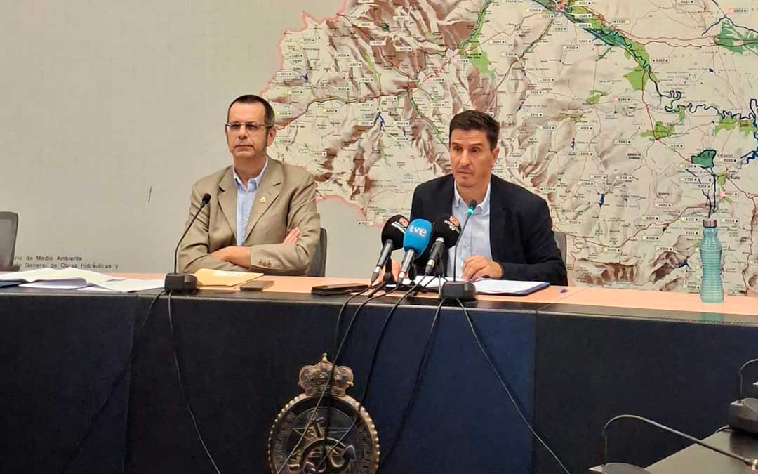 Rueda de prensa de la presentación del año hidrológico de la Cuenca Hidrográfica del Ebro. / CHE