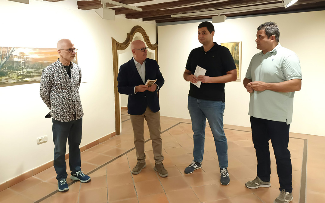 Inauguración de la exposición de Ignacio Fortún, 'Hombres de azul oscuro', en el Museo Juan Cabré. / DGA