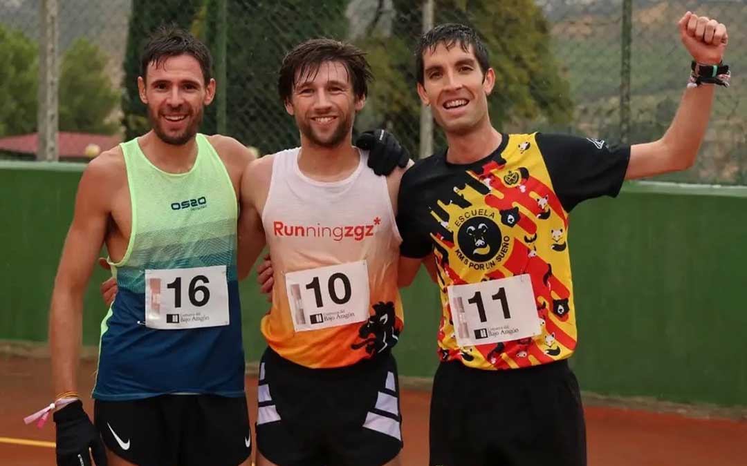 Los tres primeros clasificados de la prueba masculina en Calanda / Cedida