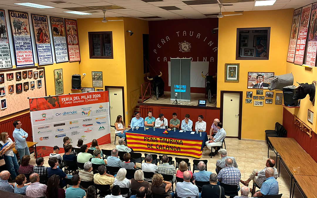 Presentación del cartel taurino para esta fiestas del Pilar. / Peña Taurina
