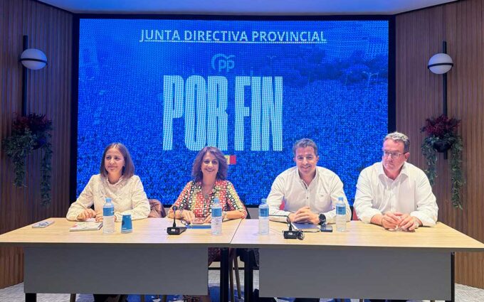 Emma Buj descarta encabezar la lista del PP al Congreso para el 29-N y deja abierta su continuidad en el Senado