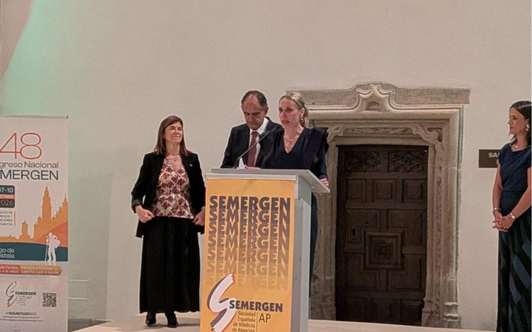 Pilar Borraz durante el acto de entrega del reconocimiento en Santiago de Compostela./ L.C.