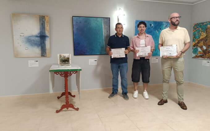 Albert Giménez se proclama ganador del IV Concurso María Pilar Burges de Fayón con ‘Transparencias en azules’
