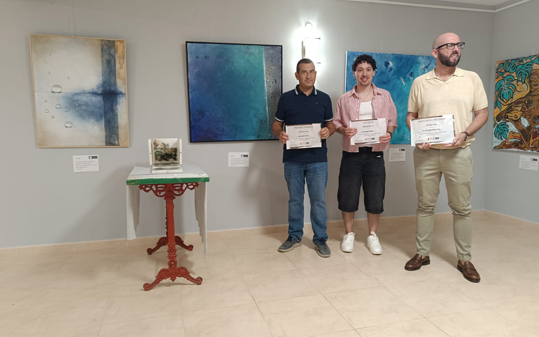 Entrega de los premios de una nueva edición del Concurso de Pintura Mª Pilar Burges/ Ayto
