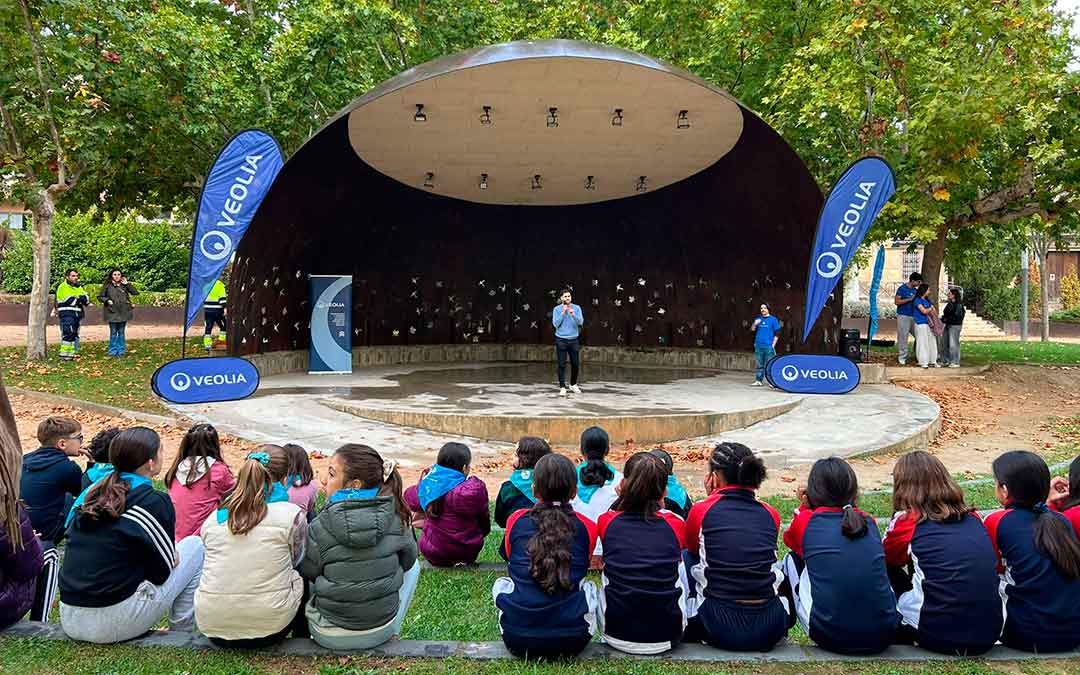 La Glorieta ha sido el lugar en el que se ha celebrado esta jornada sobre el uso consciente del agua./ G.R.