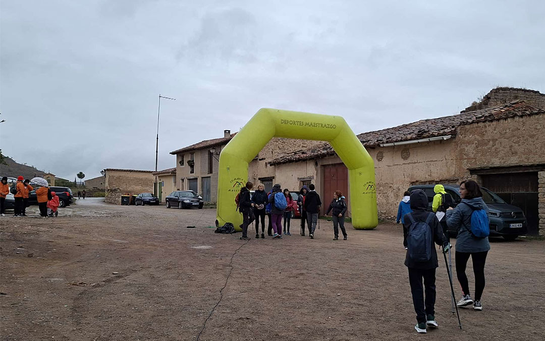 XXII Marcha Senderista de Otoño y la III Feria de Salud en Mirambel 2026. / Comarca del Maestrazgo