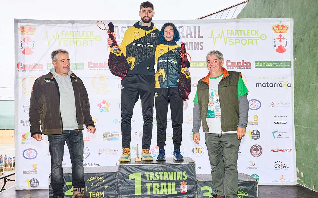 Alin Pascu y Judith Soriano, del Matarraña Team, ganadores de la 22K de la Tastavins Trail / Fartleck Sport