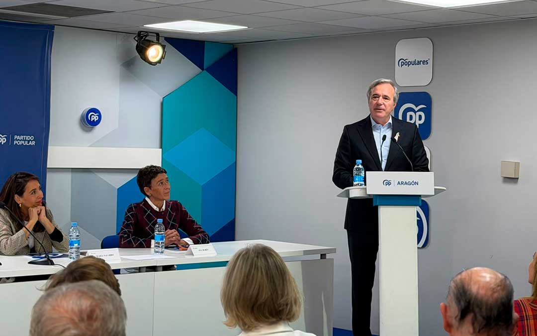 Azcón durante su intervención de este lunes frente al Comité del Partido./ PP