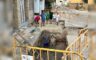 Grietas en viviendas y hundimientos: vecinos de Samper de Calanda temen un derrumbe y denuncian daños agravados por el tráfico pesado de la A-224