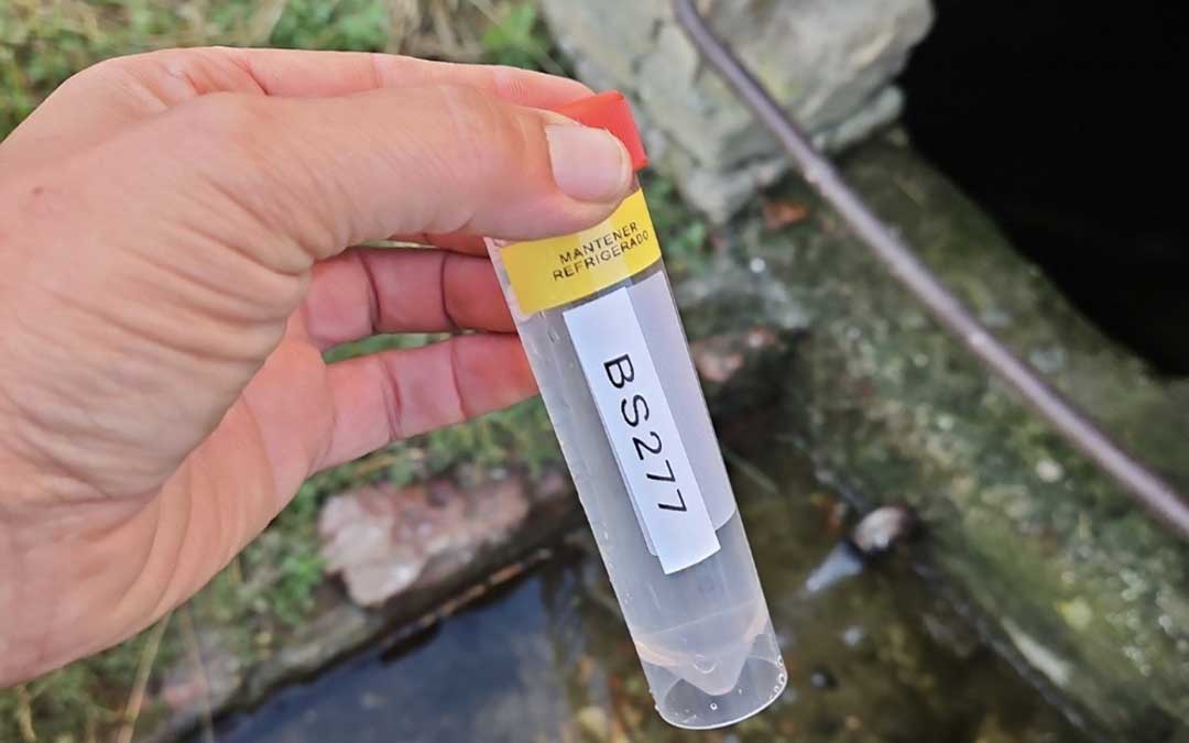 Un recipiente con muestras de agua / CITAte